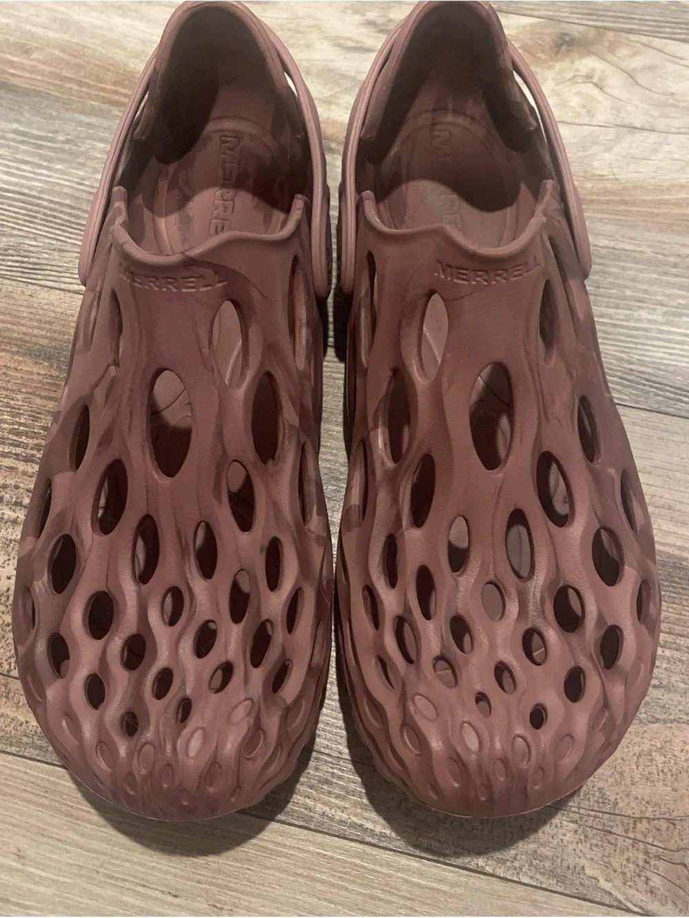 Merrell Hydro Moc Slip On Waterproof Shoe Men’s 9.5 - Women’s 11 Brown Mauve